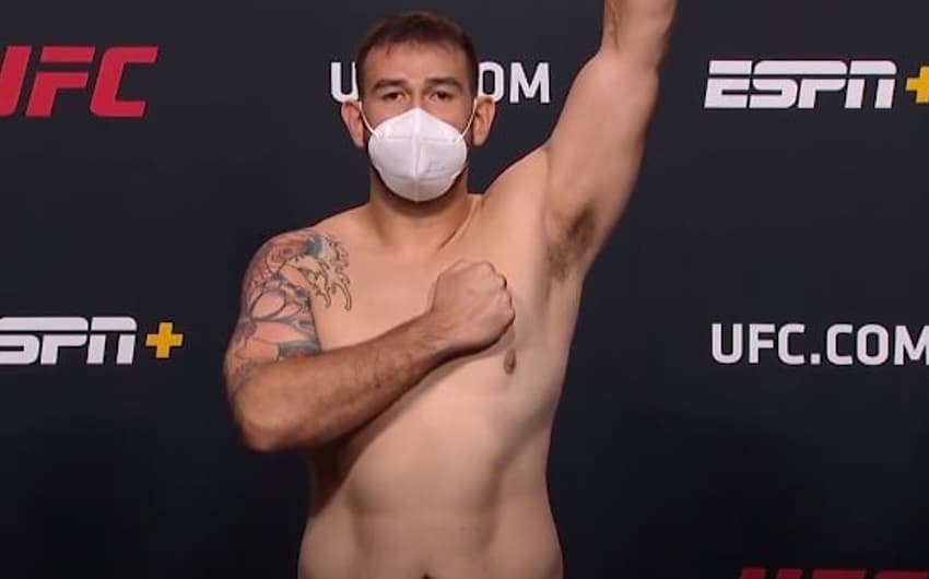 Augusto Sakai vai protagonizar a luta principal do UFC Vegas 9 neste sábado (Foto: Reprodução/YouTube/UFC)