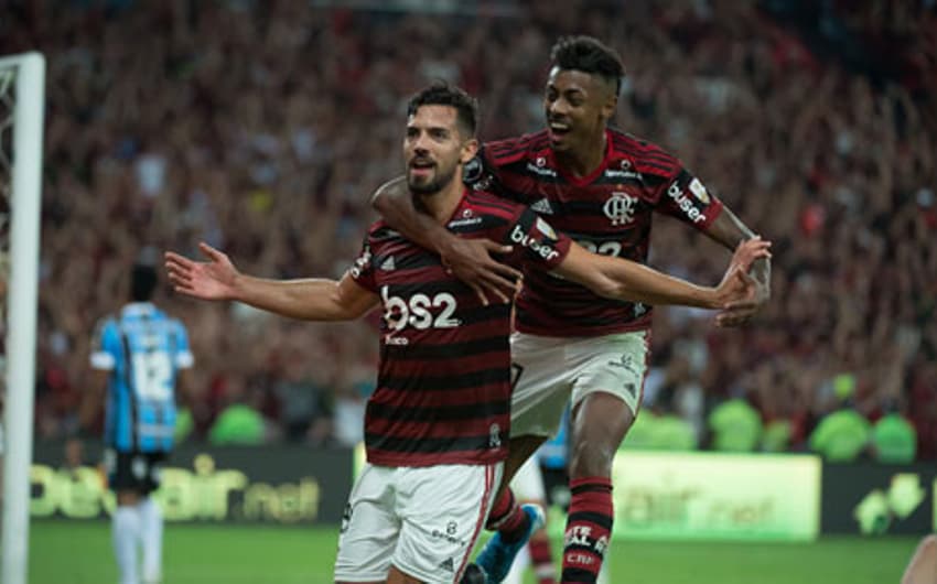 Pablo Marí e Bruno Henrique - Flamengo 5x0 Grêmio