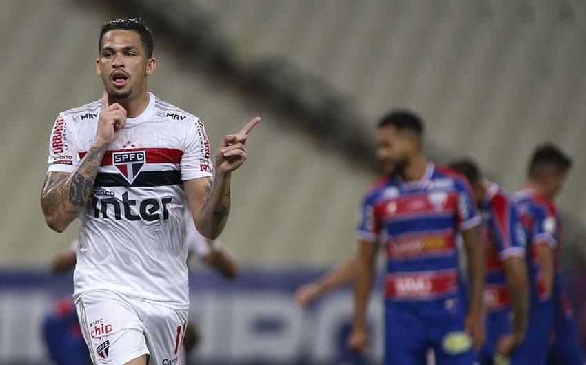 Luciano marcou dois contra o Fortaleza e foi determinante para a vitória do São Paulo