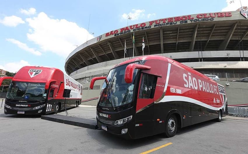 Ônibus do São Paulo foram escolhidos pela torcida