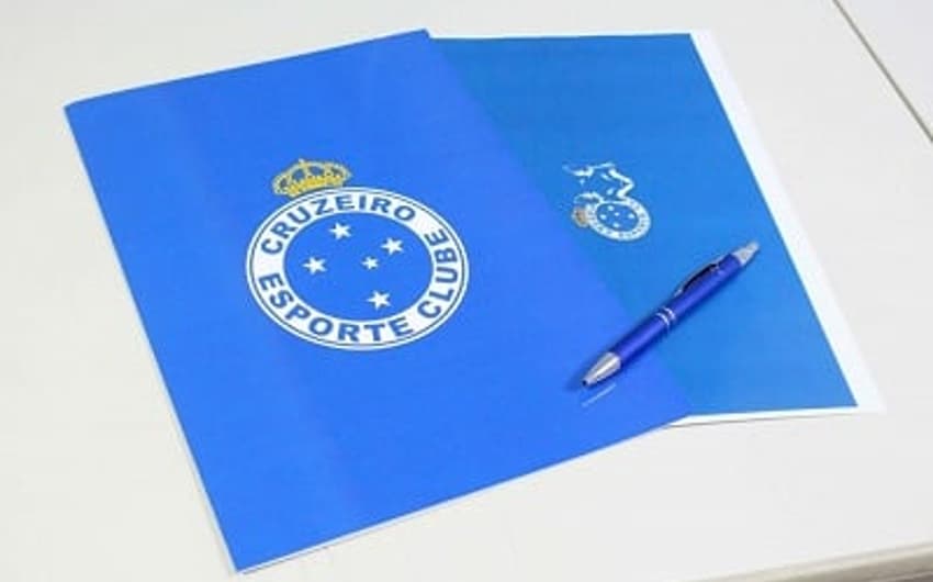 A votação do novo estatuto do Cruzeiro estáva agendada para o dia 24 de novembro, mas foi suspensa pela Justiça