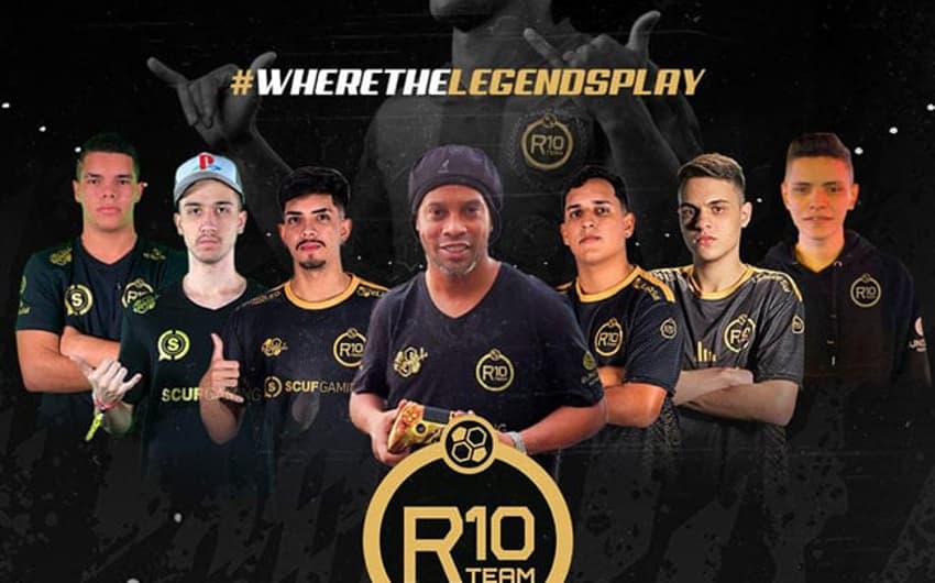 Ronaldinho e os atletas do R10 Team. Sucesso já na primeira temporada