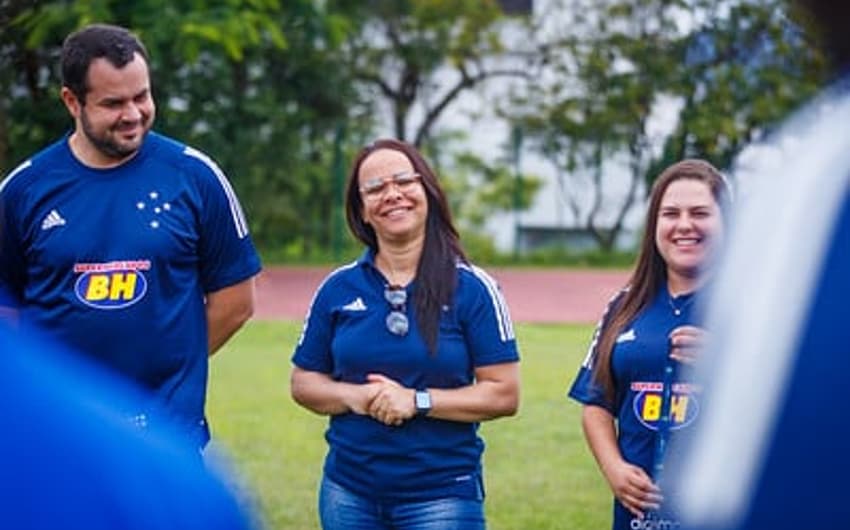 Bárbara Fonseca tem o desafio de fazer a equipe feminina do Cruzeiro crescer