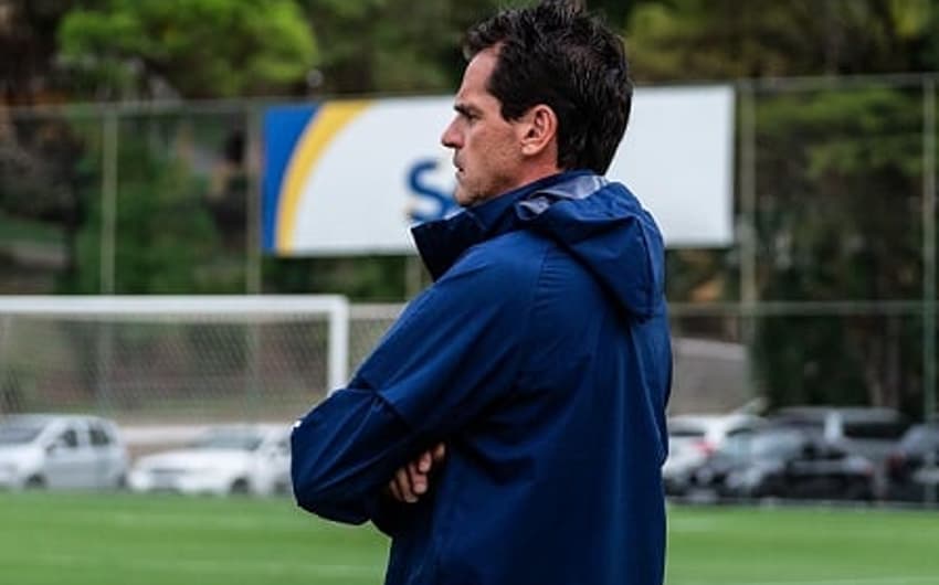 Campanha ruim no Brasileiro Sub-20 gerou a demissão de Gilberto do cargo de treinador