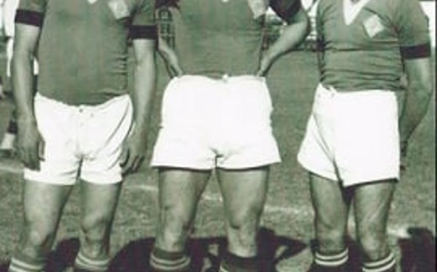 Niginho(no meio da foto) foi o primeiro grande craque da Raposa. Ele jogou nas décadas de 1920 e 1930, sendo conhecido como o "Carrasco dos Clássicos" em Minas
