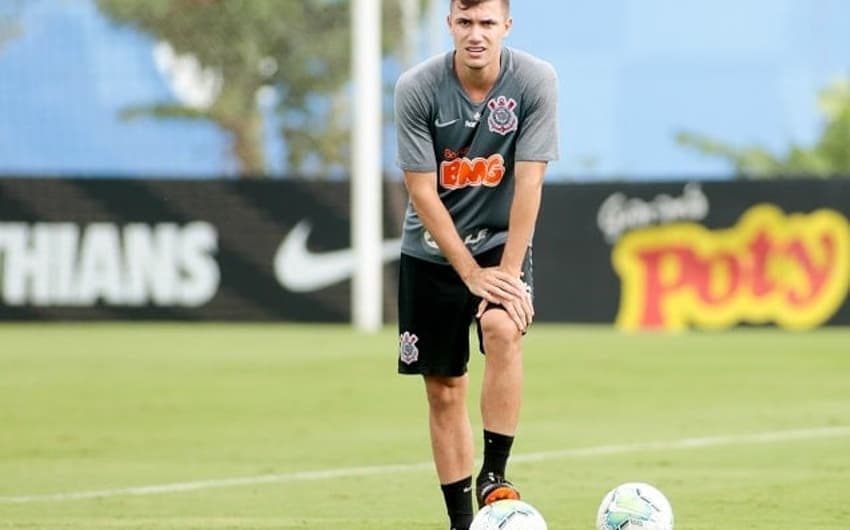 Lucas Piton - Treino Corinthians