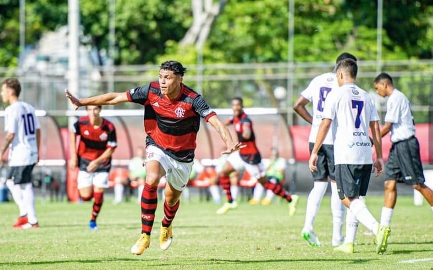 Mateus Lima, atacante do Flamengo