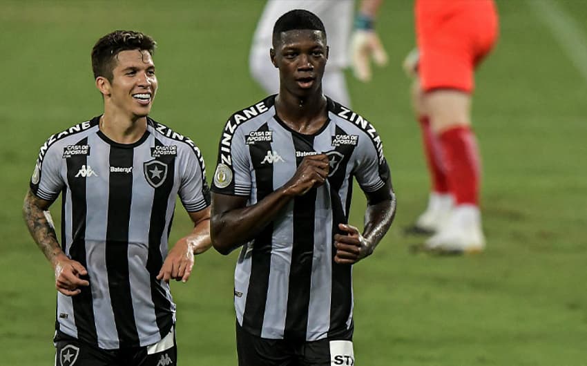 Matheus Babi - Botafogo