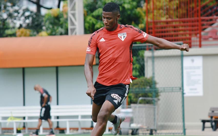 Orejuela em seu primeiro treino pelo São Paulo