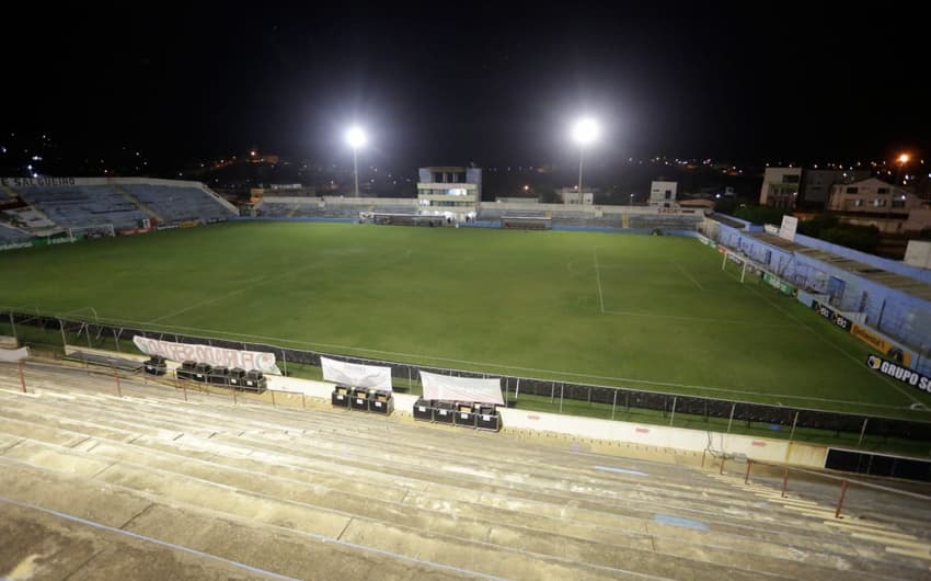 Estádio Cornélio de Barros, em Salgueiro - Climão Salgueiro x Corinthians