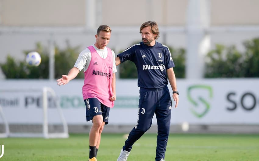 Arthur e Pirlo - Juventus