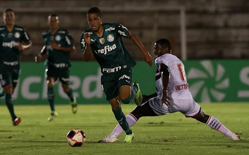 Palmeiras x Botafogo-SP - Giovani