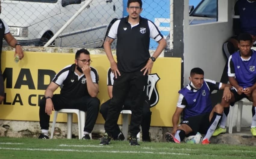 Álvaro Martins, técnico do Sub-17 do Ceará
