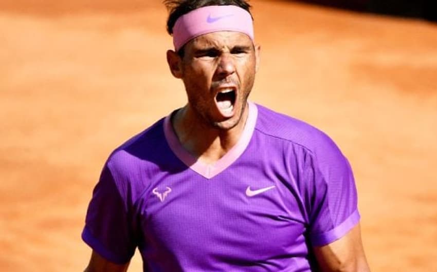 Rafael Nadal vibra em duelo contra Denis Shapovalov em Roma