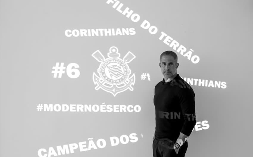 Sylvinho - apresentação no Corinthians