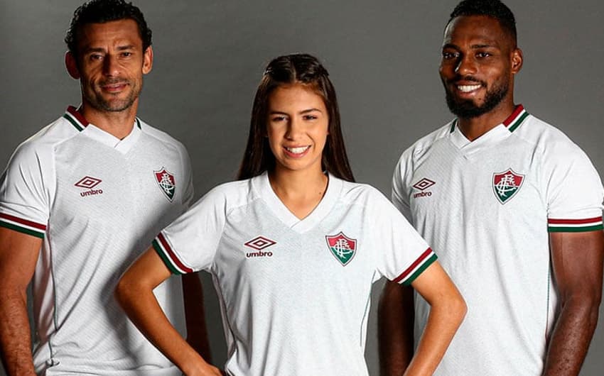 Nova camisa branca do Fluminense
