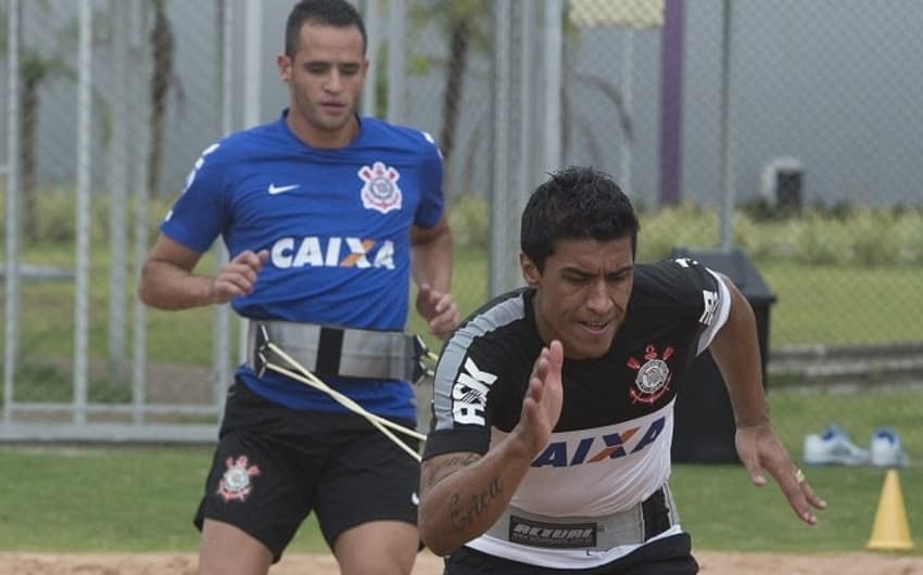 Renato Augusto e Paulinho - Corinthians 2014