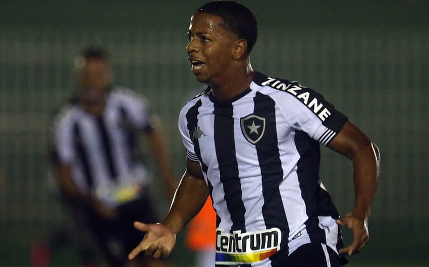 Ênio - Botafogo