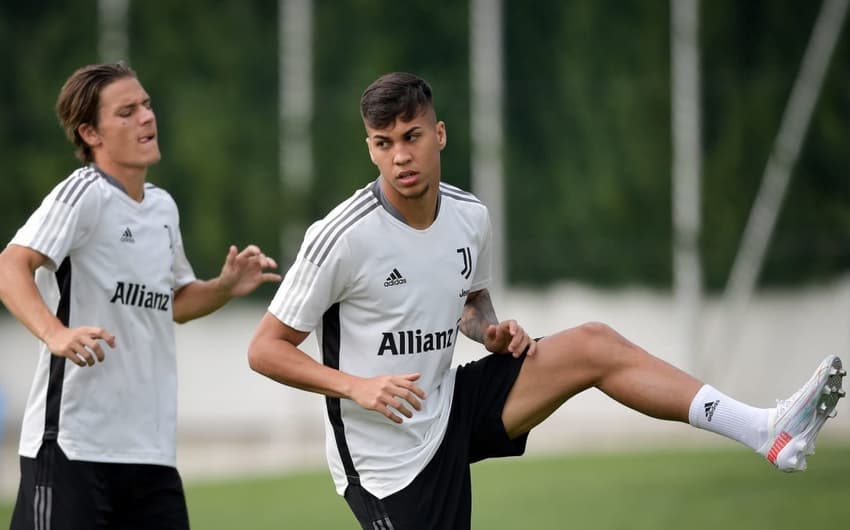 Kaio Jorge no treino da Juventus