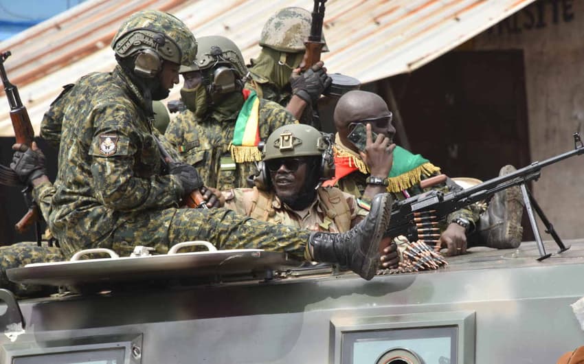 Militares no Guiné - Golpe de Estado