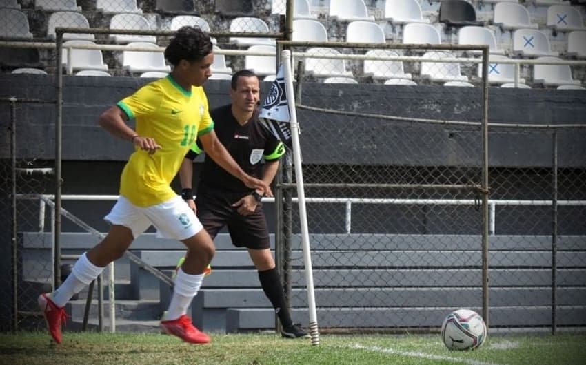 Luiz Henrique em sua passagem pela Seleção Brasileira