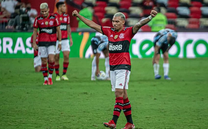 Matheuzinho - Flamengo - Corinthians