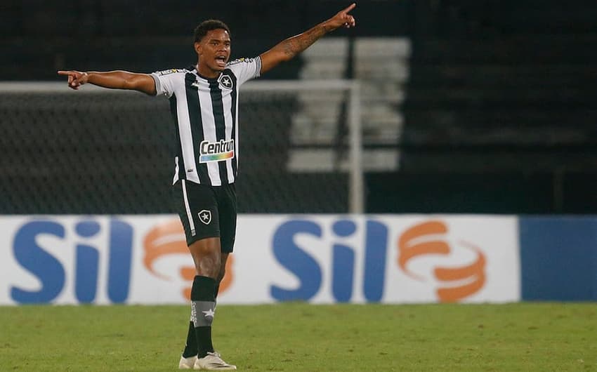 Lucas Mezenga - Botafogo