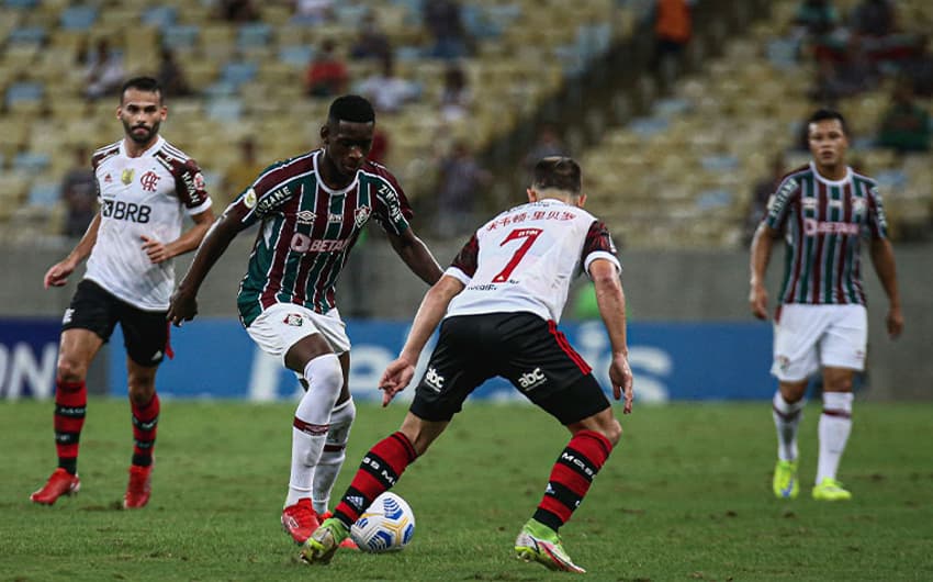 Fluminense x Flamengo - Everto Ribeiro e Luiz Henrique