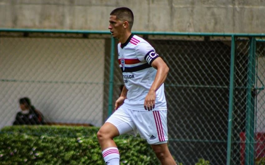 Pablo, capitão do time sub-20 do São Paulo