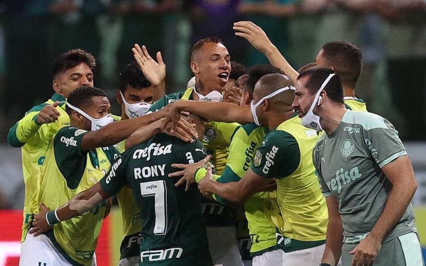 Palmeiras x Atlético-GO - comemoração Rony