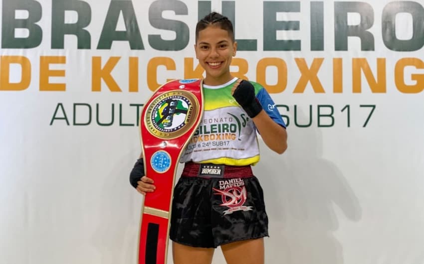 Campeã sul-americana e bicampeã brasileira, Maria Eduarda Costa, a "Samurai", foi bronze no Campeonato Mundial de Kickboxing da WAKO