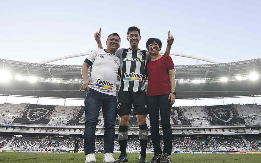 Luís Oyama e pais - Botafogo