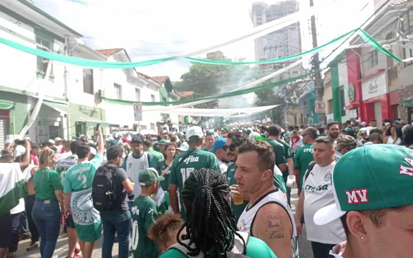 Torcida Palmeiras em São Paulo antes da final da Libertadores de 2021