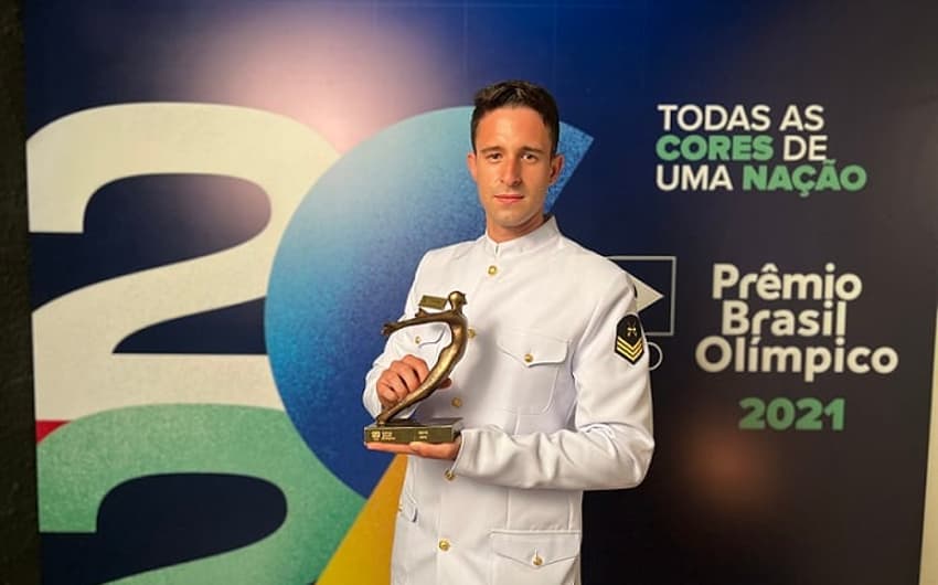 Lucas Verthein foi eleito o melhor atleta do remo no Prêmio Brasil Olímpico 2021 (Foto: Divulgação)