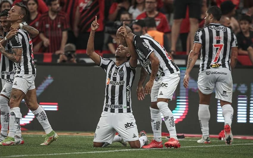 Atlhetico Paranaense x Atletico Mineiro
