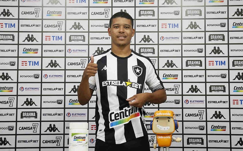 Vinícius Lopes - Botafogo