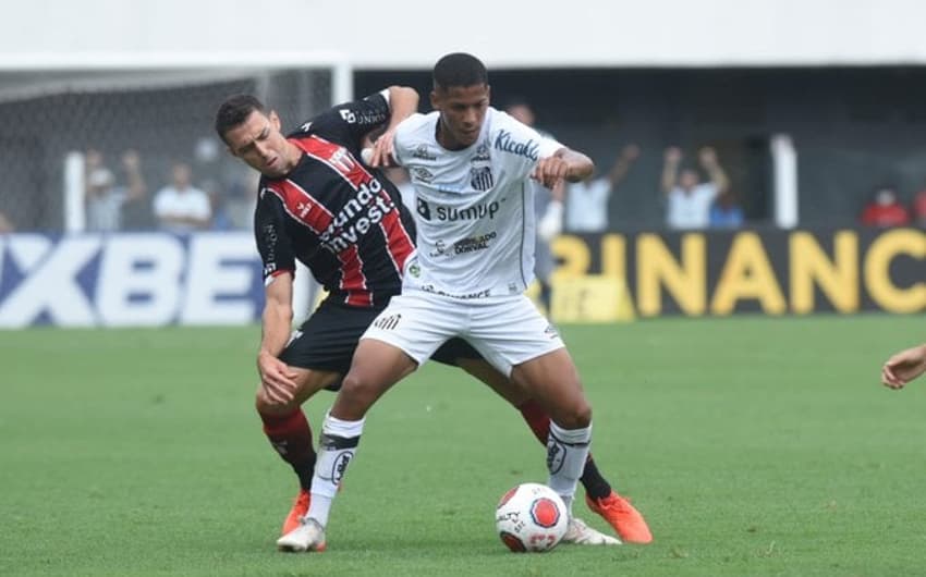 Santos x Botafogo-SP - Ângelo