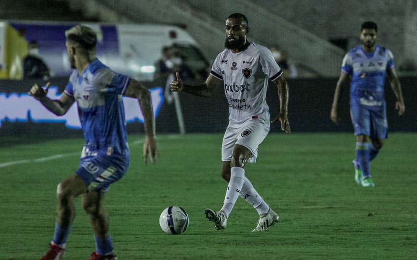 Adriano Jr. - Botafogo-PB