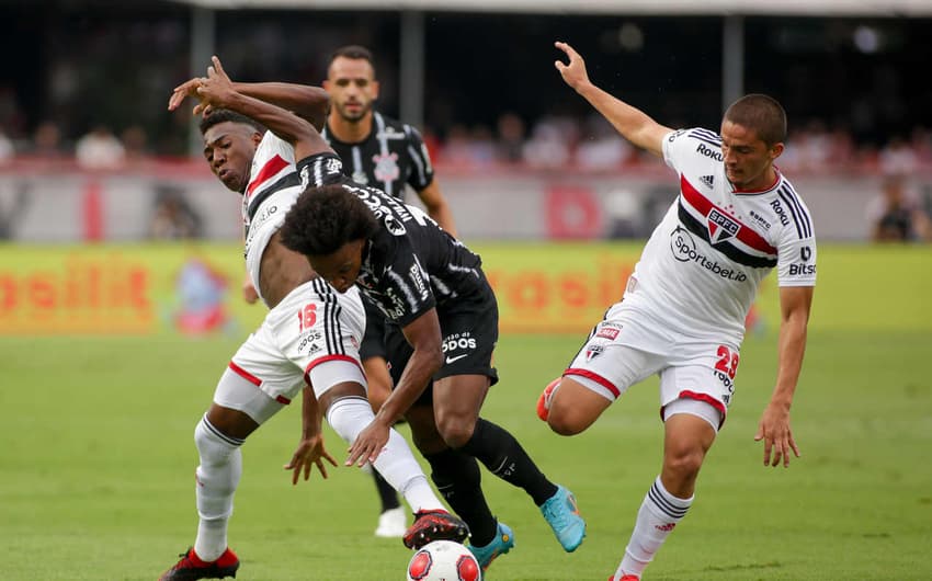 Willian - São Paulo 2 x 1 Corinthians - Semifinal Paulistão 2022