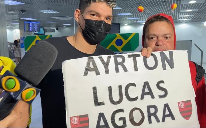 Ayrton Lucas - Flamengo