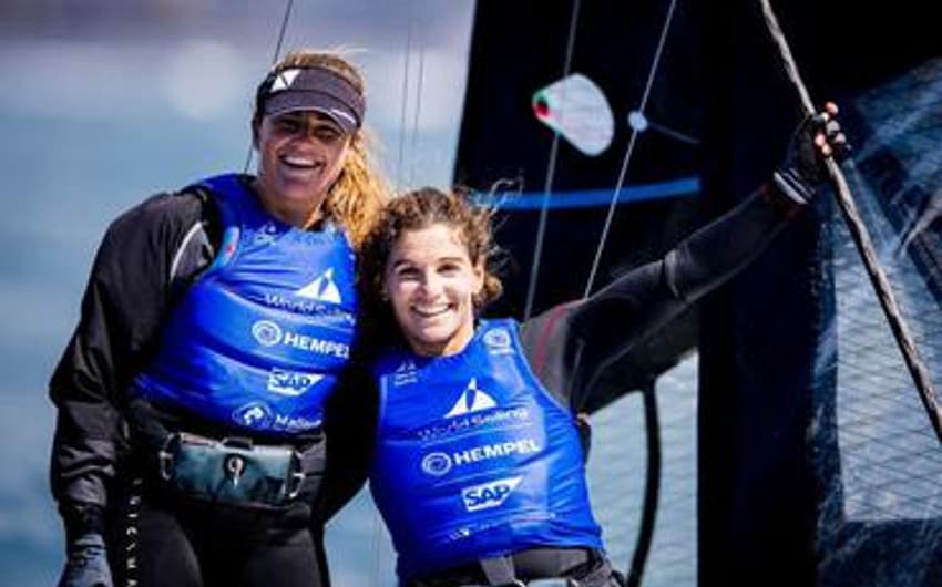Martine e Kahena celebraram a prata no Troféu Princesa Sofia (Foto: Sailing Energy)