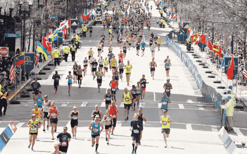 Mais de 30 mil corredores participam hoje da 126ª edição da Maratona de Boston. (BCAA/Divulgação)