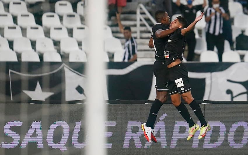 Daniel Borges e Kanu - Botafogo