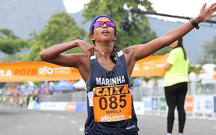 Mirela Andrade é bicampeã do Sul-Americano de Maratona ao marcar 2h39m57s, em Assunção. (Divulgação)