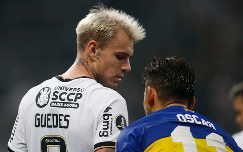 Corinthians x Boca Juniors - Roger Guedes
