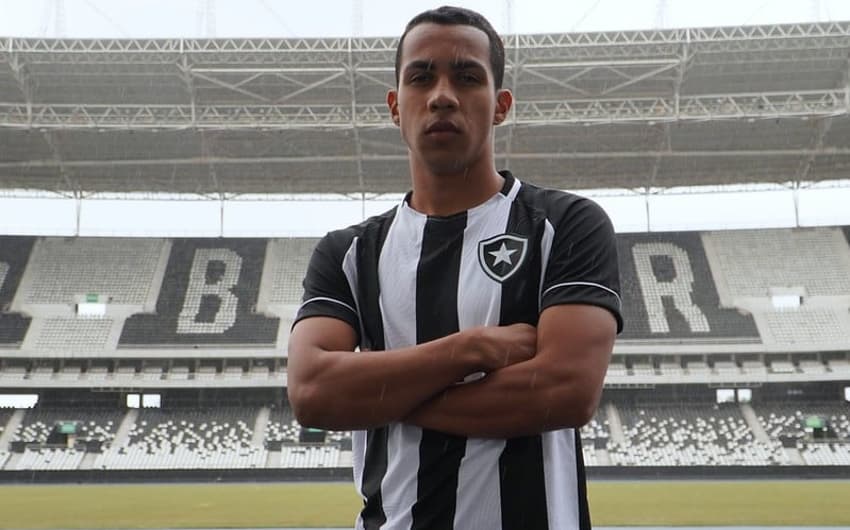 Breno - Botafogo
