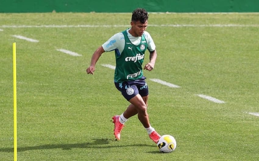 Gabriel Veron - Treino Palmeiras