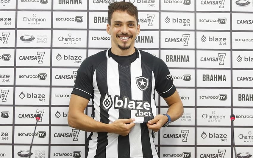 Carlos Eduardo - Botafogo