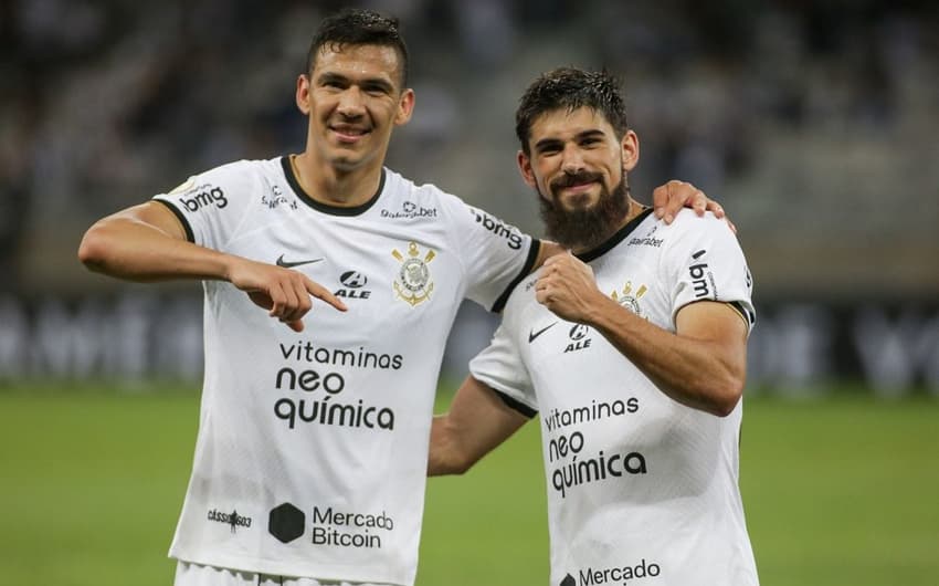 Atlético-MG x Corinthians - Balbuena e Bruno Méndez