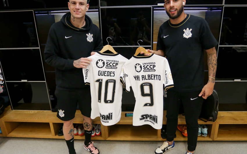 Corinthians - Róger Guedes e Yuri Alberto